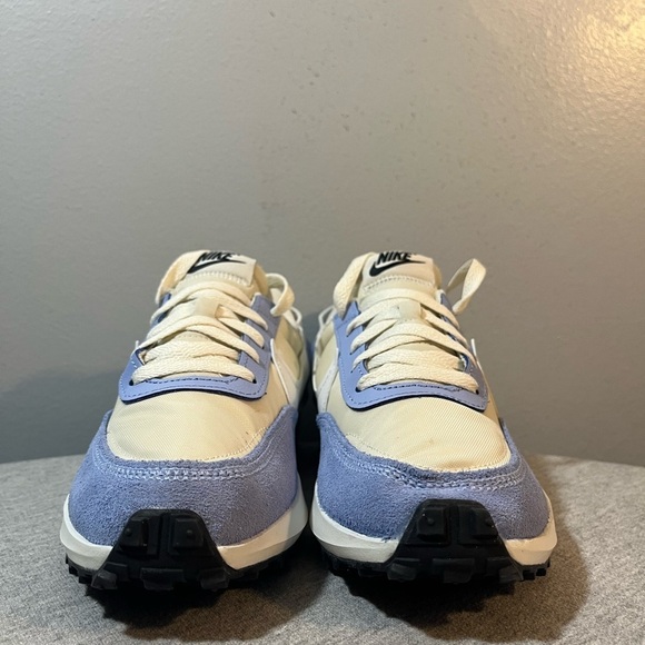 Nike Waffle Debut Soft Pearl/White Athletic Women's Shoe Size 7 DH9523-007​​ - Picture 2 of 10